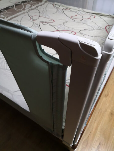 可优比KUB床围栏22厘米的床垫可以安装吗？
