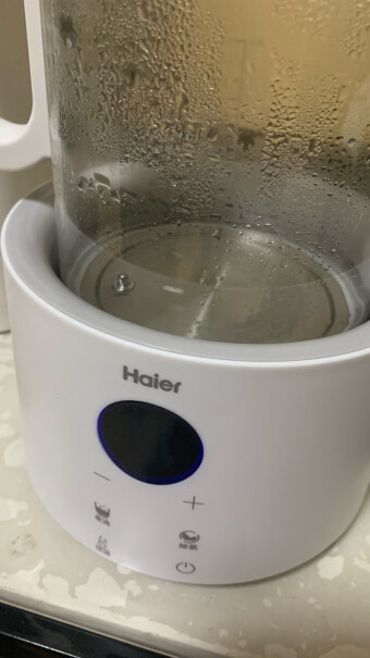 海尔恒温调奶器温奶器暖奶1.35L母婴神器奶粉大家有没有用了段时间水里有很多杂质的啊？浑浊的很？