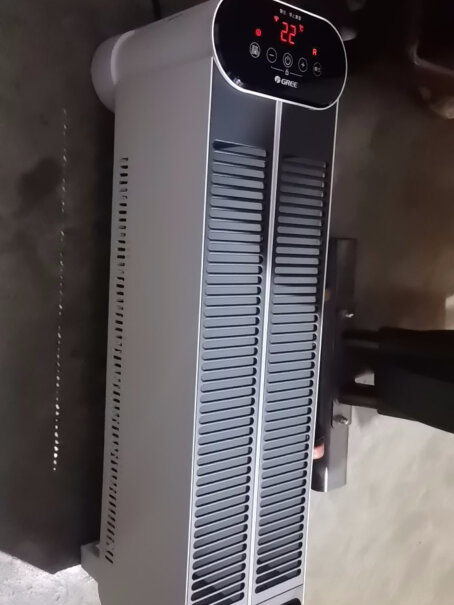 格力（GREE）取暖器家用我发现这个取暖器会自动关机，正常吗？