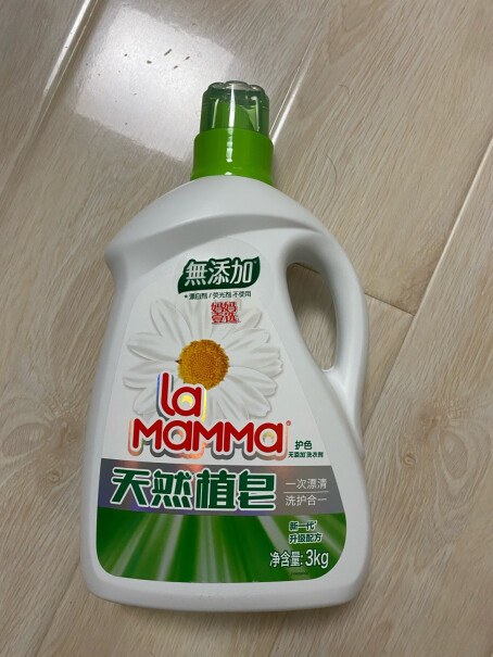 妈妈壹选La天然植皂护色3kg皂液洗衣液一岁的宝宝衣物可以用这款皂液吗？