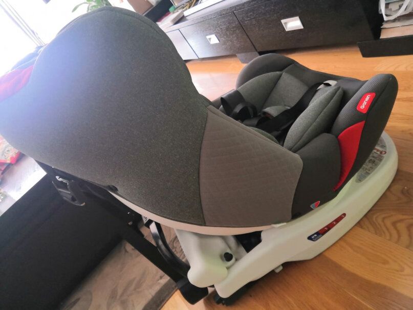 安全座椅感恩盖亚儿童安全座椅0-12岁汽车用车载座椅isofix这样选不盲目,优缺点测评？