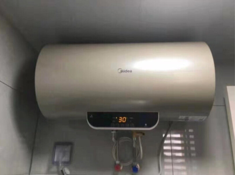 美的（Midea）电热水器美的60升储水式家用电热水器升级3200W速热这就是评测结果！评测结果好吗？