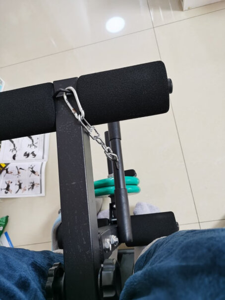 迈康哑铃凳健身椅家用多功能专业健腹板这个能折叠吗？