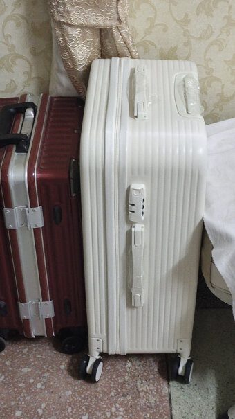 REDOO 行李箱 26英寸 牛油果绿评测好不好用？来看看买家评测！