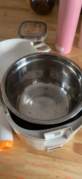 小熊电热饭盒2L双层热饭神器不锈钢内胆上班族保温热饭需要加水吗？