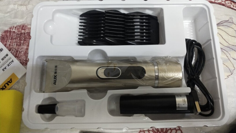 奥克斯成人理发器电推剪专业电动剃头电推子剪发器以后刀头电池可以单独购买吗？