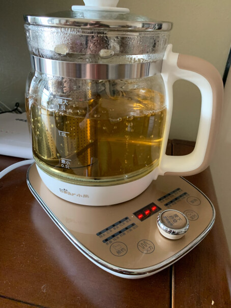 小熊养生壶热水壶煮茶器煮茶壶同志们你们不用的时候是不是也一直插着电，显示待机？