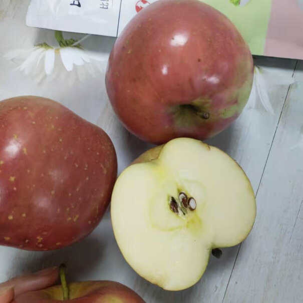 壹农壹果阳光蜜脆红富士苹果评测质量好不好,应该注意哪些方面细节！