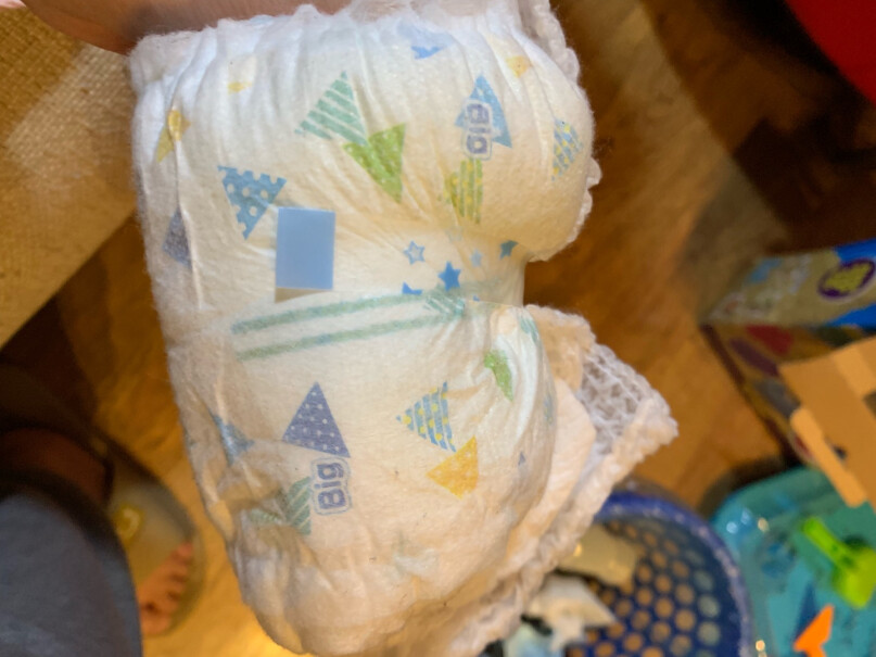 moony拉拉裤XL48片畅透增量刚满月的宝宝应该用什么码，买来送人的？