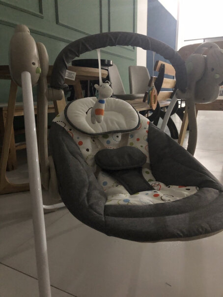 儿童摇椅优呗婴儿电动摇摇椅新生儿安抚摇椅可以入手吗？来看下质量评测怎么样吧！