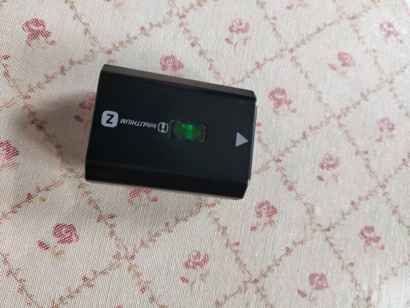索尼NP-BN可重复充电电池黑卡6能用吗？
