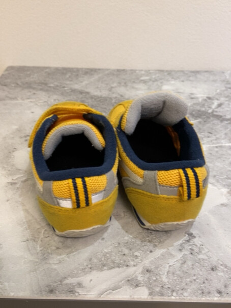 儿童运动鞋ASICS曝光配置窍门防踩坑！入手使用1个月感受揭露？