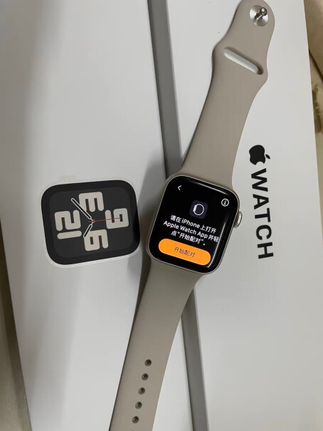 Apple Watch SE 2022款智能手表GPS款44毫米午夜色铝金属表壳午夜色运动型表带 M小白必看！评测比较哪款好？