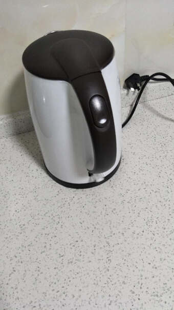 电水壶-热水瓶美的电热水壶304不锈钢评测教你怎么选,哪个更合适？