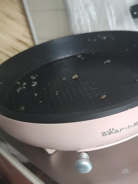 小熊电饼铛家用多功能不粘锅早餐机煎烤机电烤盘请问，这个烤盘可以拿下来洗吗？