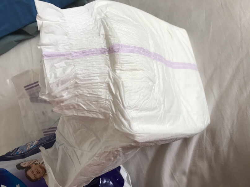 安而康Elderjoy棉柔护理垫M12片一次性成人床垫产褥垫200斤左右能穿吗，腰围三尺三左右？