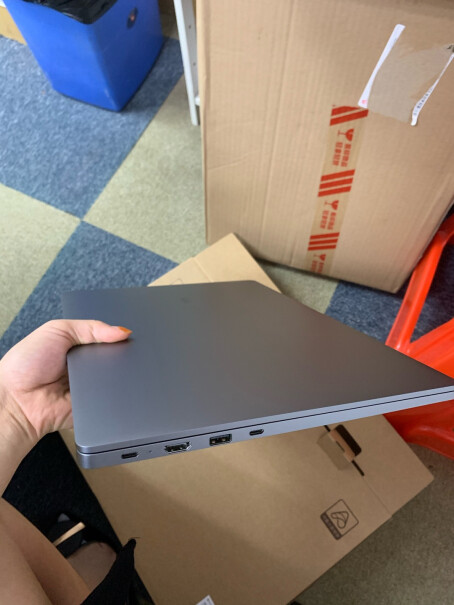 小米红米RedmiBookPro小米红米RedmiBook Pro 14 锐龙版R5-5500U 有背光键盘吗？晚上打字能看清楚吗？