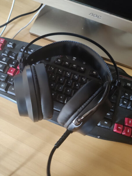 斗鱼DHG160游戏耳机虚拟7.1声道可以调节声音吗？