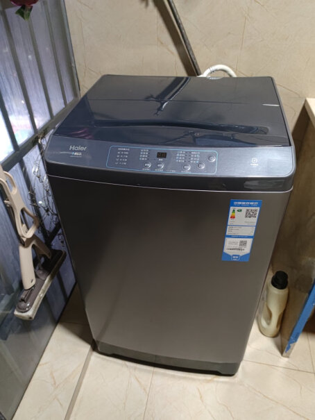 海尔直驱12变频公斤除菌内筒波轮编程洗衣机面部宽多少厘米？