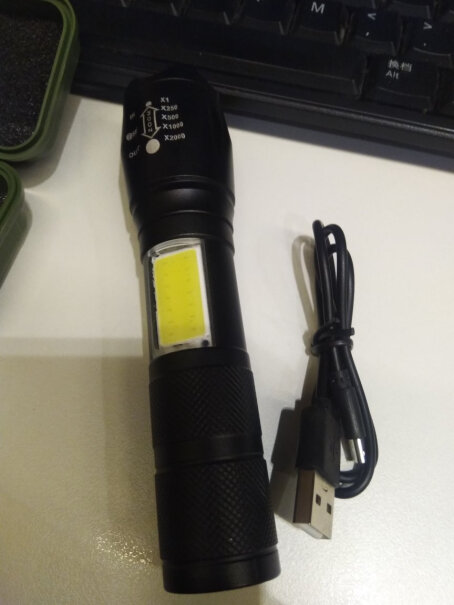 SHENYU手电筒可充电灯光能调大调小吗？