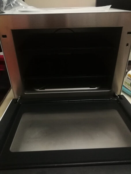松下家用电烤箱多功能蒸烤箱一体机双层热风烘焙餐具消毒上下独立控温吗？