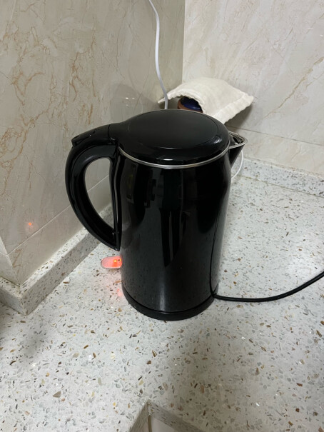 美的电热水壶开水壶1.7LSH17M301b断电大容量不锈钢水壶质量到底怎么样好不好？3分钟了解评测报告！