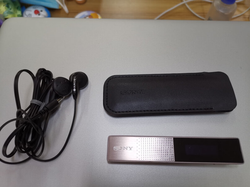 索尼ICD-TX650数码录音笔这录音笔是中文的吗？