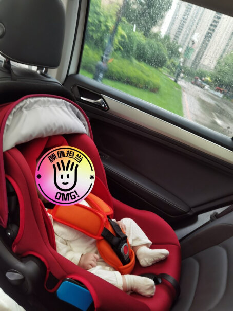 gb好孩子汽车儿童安全座椅请问这个能躺到什么程度，1个多月的婴儿用可以吗？