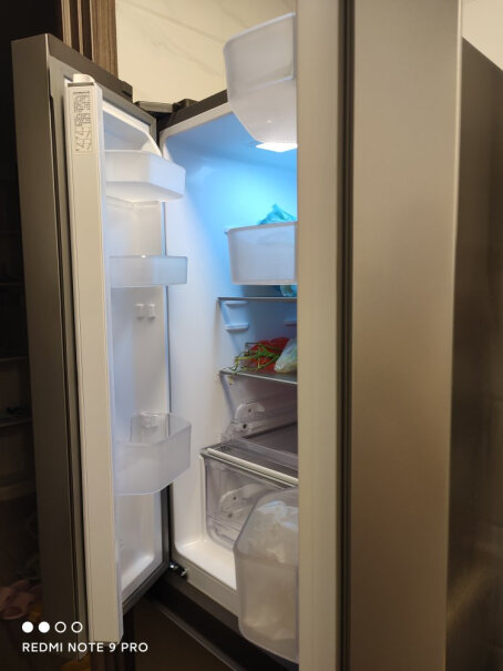 容声Ronshen319升变频一级能效法式多门四门冰箱家用风冷无霜超薄大容量BCD-319WD11M中间层会结冰吗？
