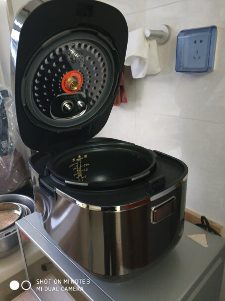 苏泊尔SUPOR电压力锅煮饭要多长时间？