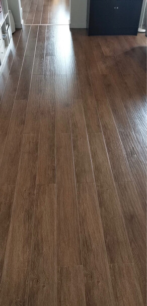 绿伞地板蜡500g*2瓶地板清洁剂请问普通瓷砖适用吗，不是木板地面？