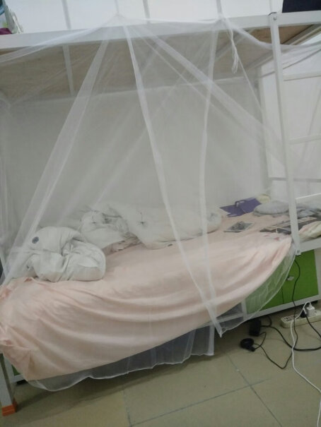 蚊帐艾薇宿舍床帘上下铺学生蚊帐一体化真的好吗！入手使用1个月感受揭露？