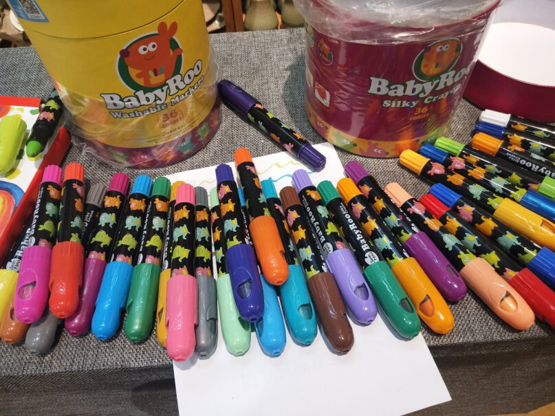 美乐童年蜡笔色丝美乐丝滑不脏手12画笔水洗蜡笔涂墙上了 怎么清理？