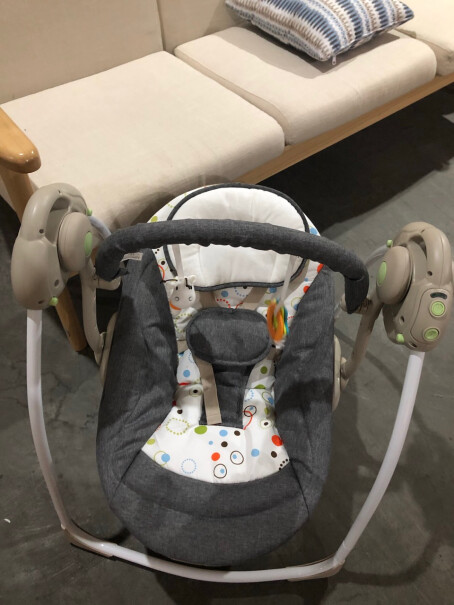 儿童摇椅优呗婴儿电动摇摇椅新生儿安抚摇椅使用感受大揭秘！冰箱评测质量怎么样！