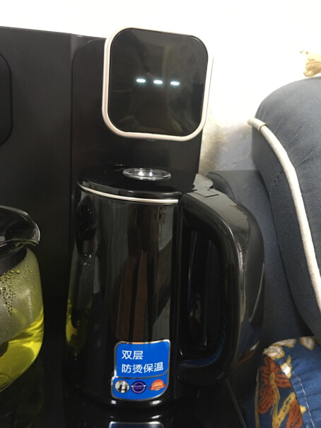 志高茶吧机家用多功能智能遥控温热型立式饮水机那个玻璃壶会炸吗？