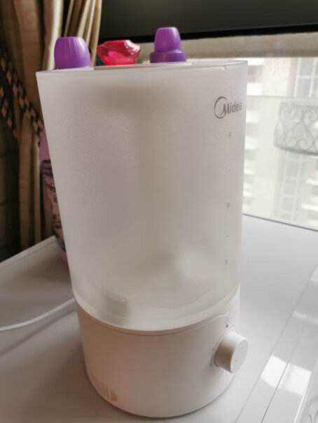 美的空气加湿器卧室家用办公室桌面智能恒湿湿度数字显示银离子用了十天,雾变得很小甚至不出了,我另一个同事的也一样!你们有没有用了几个月的,现在还好吗? 美的空气加湿器卧室家用办公室桌面智能恒湿湿度数字显示银离子用了十天,雾变得很小甚至不出了,我另一个同事的也一样!你们有没有用了几个月的,现在还好吗?