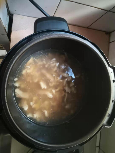 美的电压力锅家用5L双胆高压锅高压煮汤锅智能多功能电饭煲不合上盖能煮东西吗？