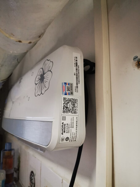 澳柯玛遥控居浴两用壁挂暖风机取暖器电线能改到左边吗？