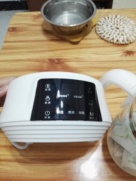 新贝恒温水壶婴儿恒温调奶器同一型号，一个沸腾一分半钟，一个沸腾仅半分钟，到底哪个是正常的，哪个的温感有问题呢？