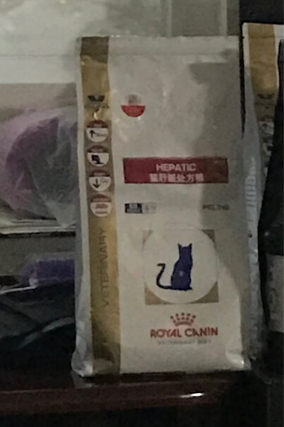 皇家猫处方粮HF26猫肝脏处方粮1.5公斤能问一下，你们的猫都是为什么得了肝病吗？