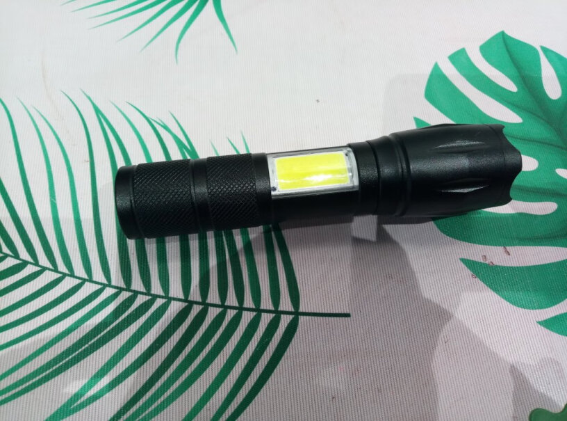 户外照明SHENYU手电筒可充电质量到底怎么样好不好,应该注意哪些方面细节！