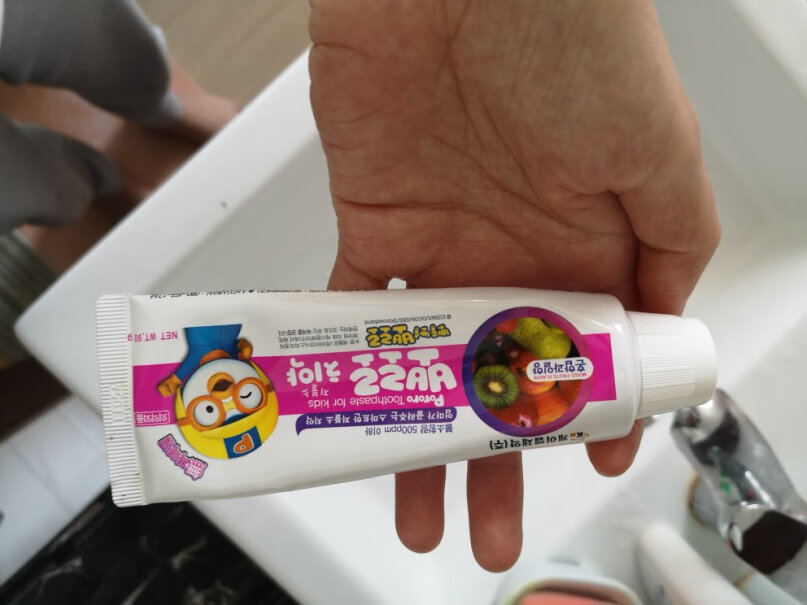 啵乐乐儿童牙膏3-6-12岁可以放到自动挤牙膏器吗？有人放过吗？