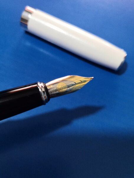 英雄钢笔382商务办公铱金钢笔签字笔请问这笔装一次墨水大概能用多久？