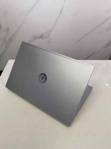 华硕a豆redolbook14高性能轻薄本英特尔酷睿i3请问一下你们买的有配