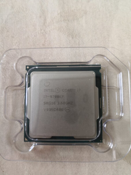 Intel i7-9700KF CPU处理器不超频的话睿频多少？？