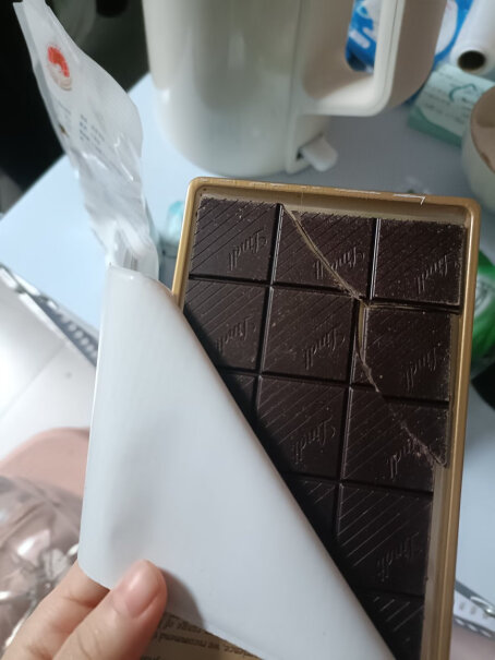 瑞士莲 Lindt 85%可可黑巧克力100g哪款值得入手？老司机揭秘评测如何？