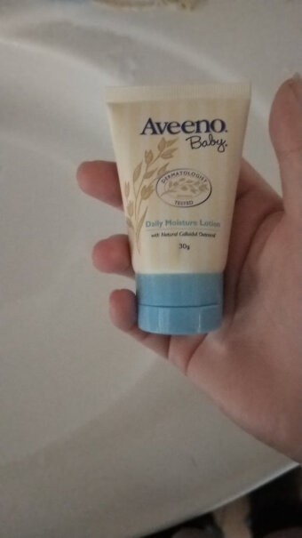 Aveeno艾惟诺婴儿润肤乳儿童面霜宝宝润肤露身体乳每天可以多次擦拭这个面霜吗？
