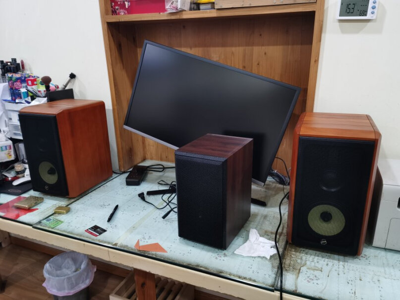 惠威M3AMKII+天龙DP-400木质书架有源蓝牙音响音箱有电流，杂音吗？