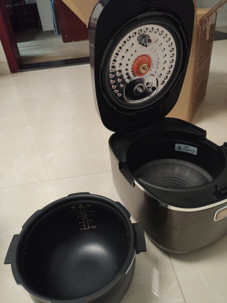苏泊尔SUPOR电压力锅重不重。煮肉快不快？