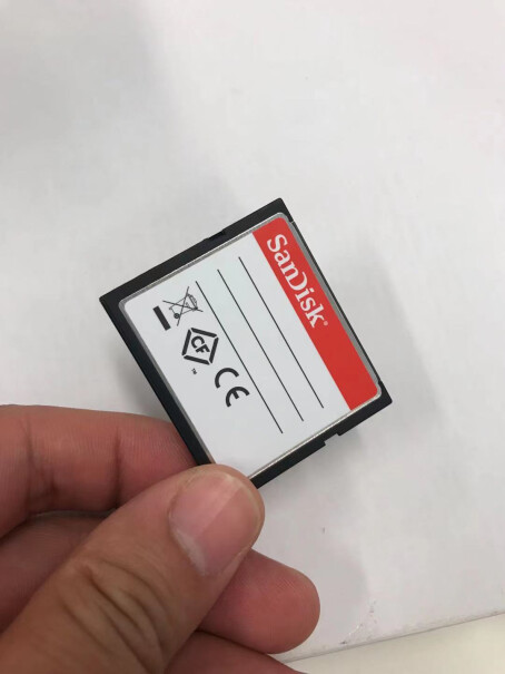 闪迪64GBCF存储卡1DX3能用吗？
